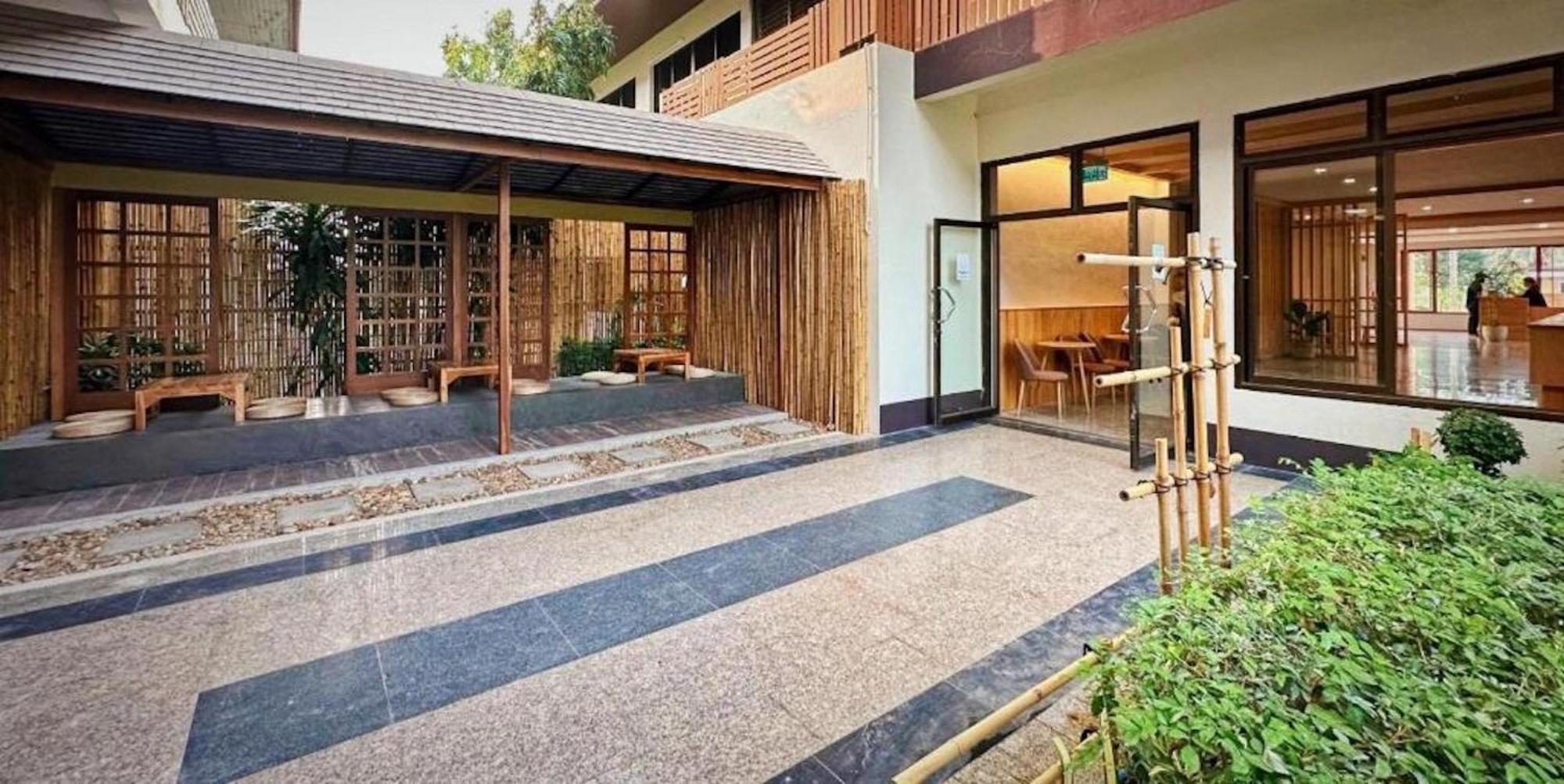 Kinnotel Phrae Extérieur photo