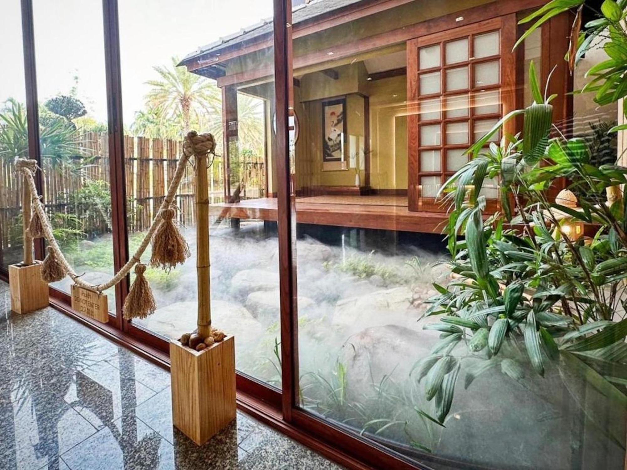 Kinnotel Phrae Extérieur photo