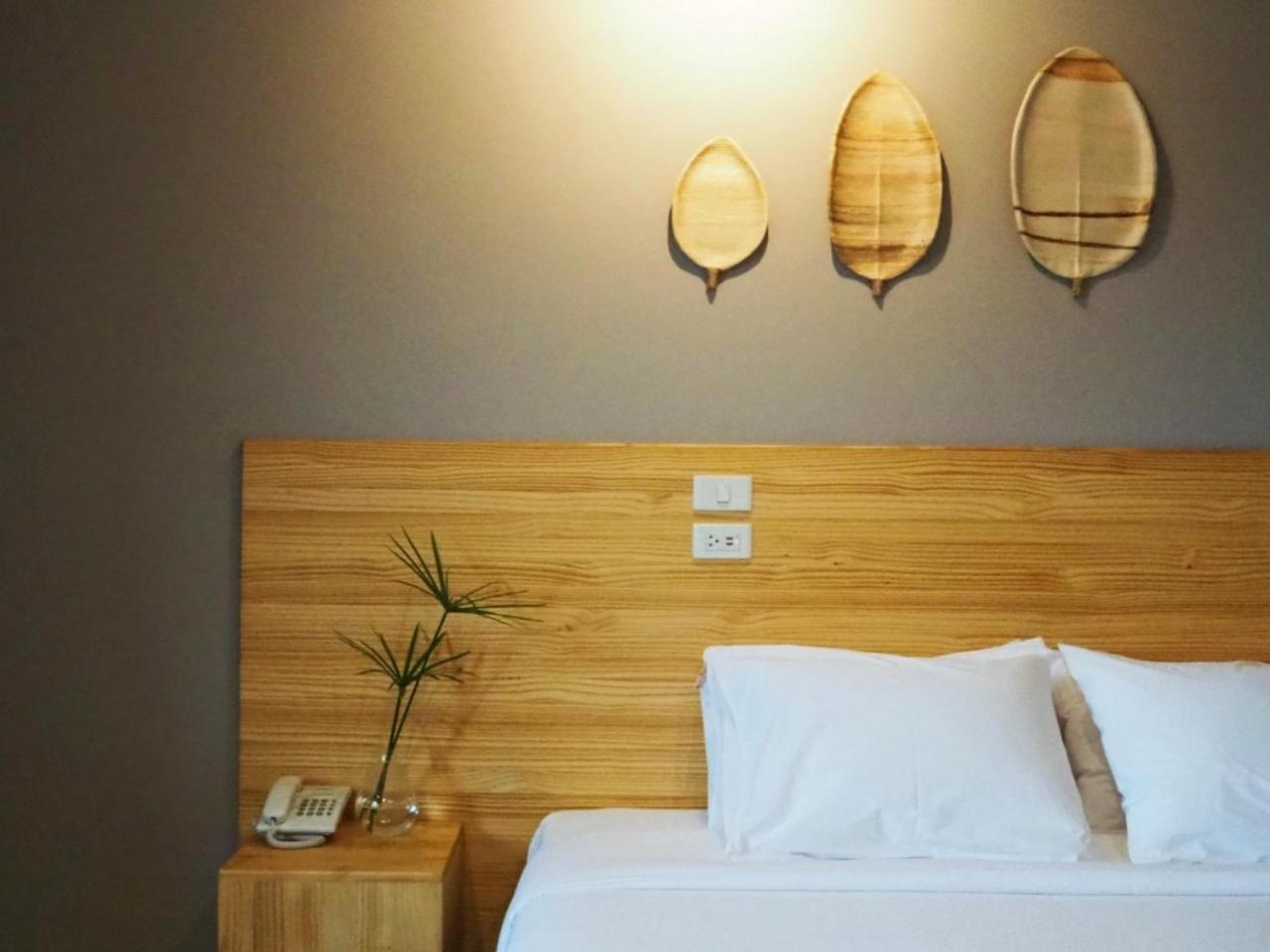 Kinnotel Phrae Extérieur photo